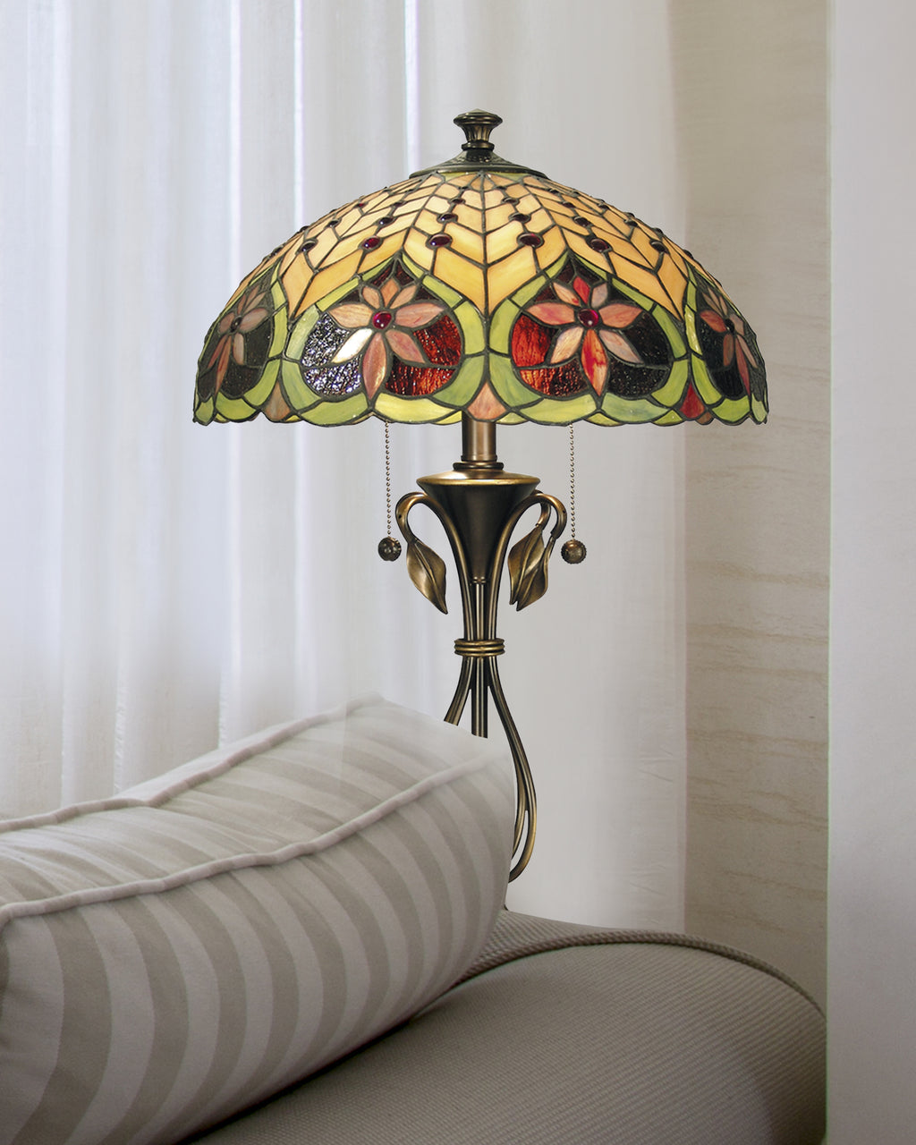 Dale Tiffany Leilani Table Lamp