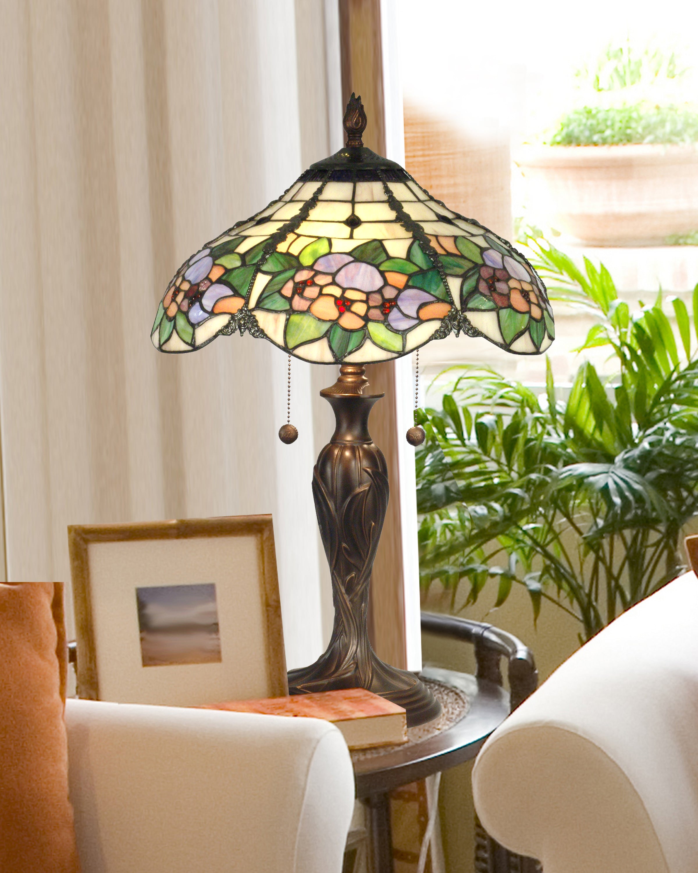 Dale Tiffany Chicago Table Lamp